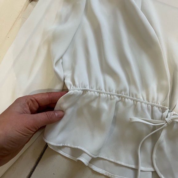 NWT Aritiza Sunday Best KIMBERLY BLOUSE - Picture 11 of 11